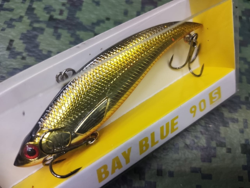 Columbia Bay Blue 90 #08