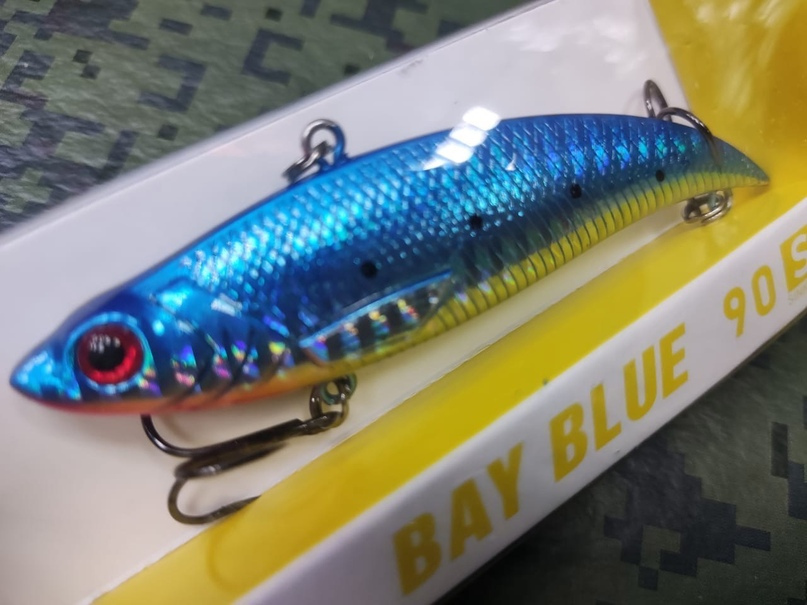 Columbia Bay Blue 90 #16