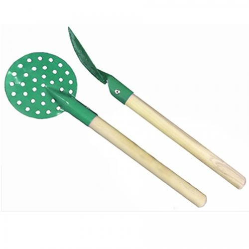 Черпак SPIKE, металлический с деревянной ручкой (зелёный) (11-03)